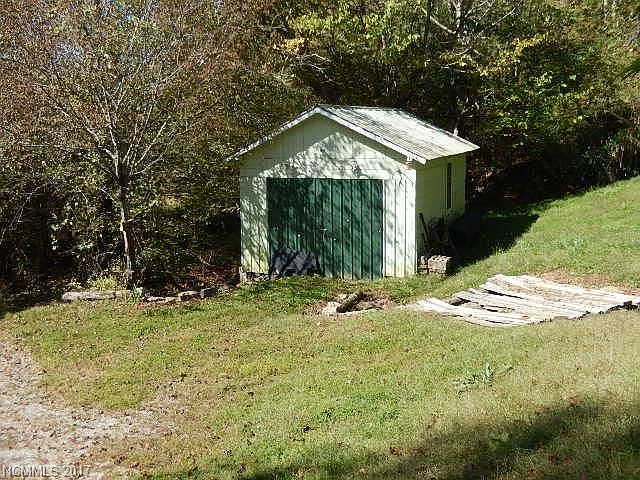 2nd image of 2676 Metcalf Creek Loop