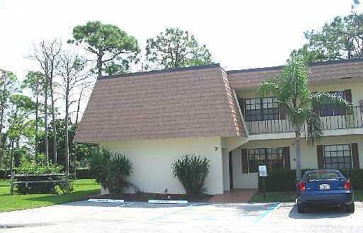 1st image of 4101 Oak Terrace Dr