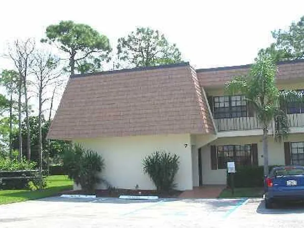 4101 Oak Terrace Dr, Greenacres, FL