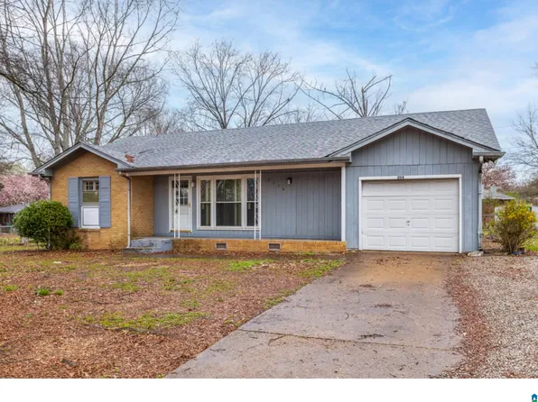2114 Fulton Dr NW, Huntsville, AL 35810