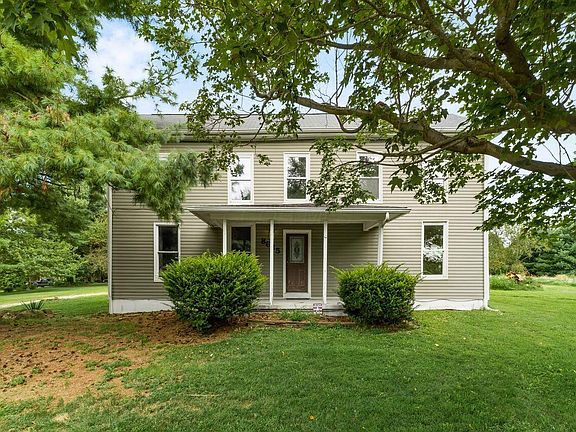 2nd image of 8685 Lancaster Thornville Rd NE