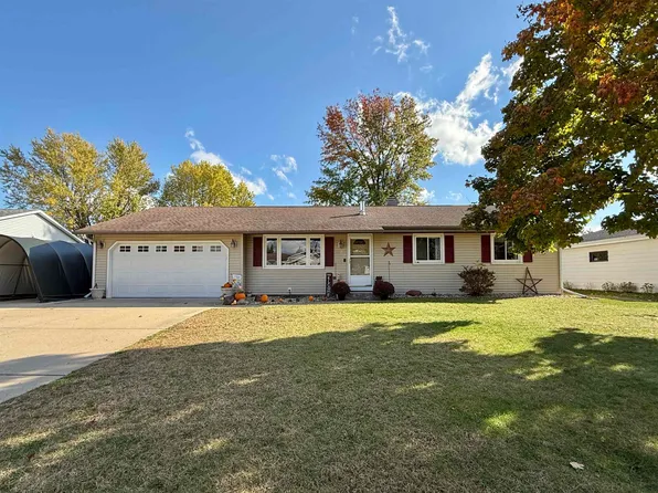3217 Turnberry Dr, Janesville, WI 53548