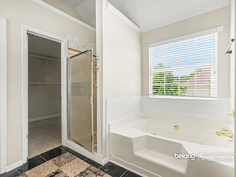 1439 Alice Ave — Photo 16