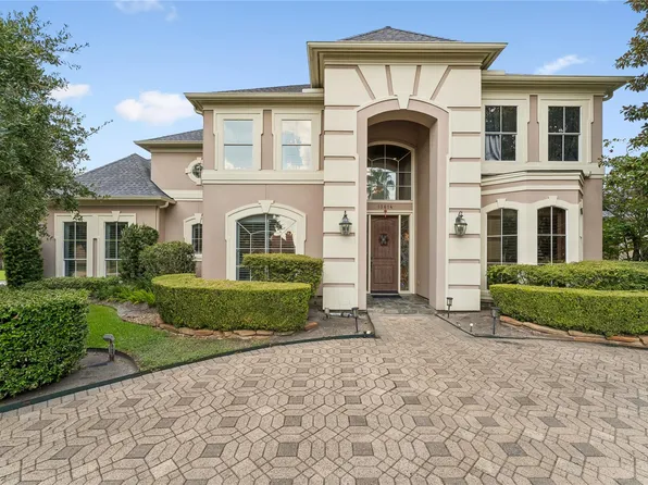 13614 Neils Branch Dr, Houston, TX 77077