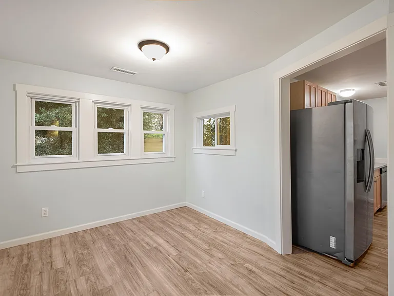 7006 SE 66th Ave #1 — Photo 9