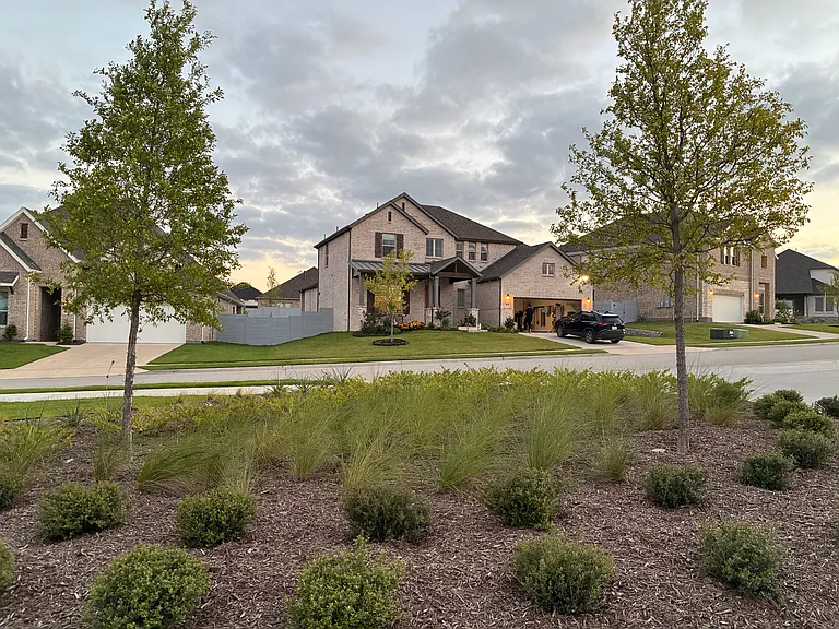 4613 Summit View Dr — Photo 29
