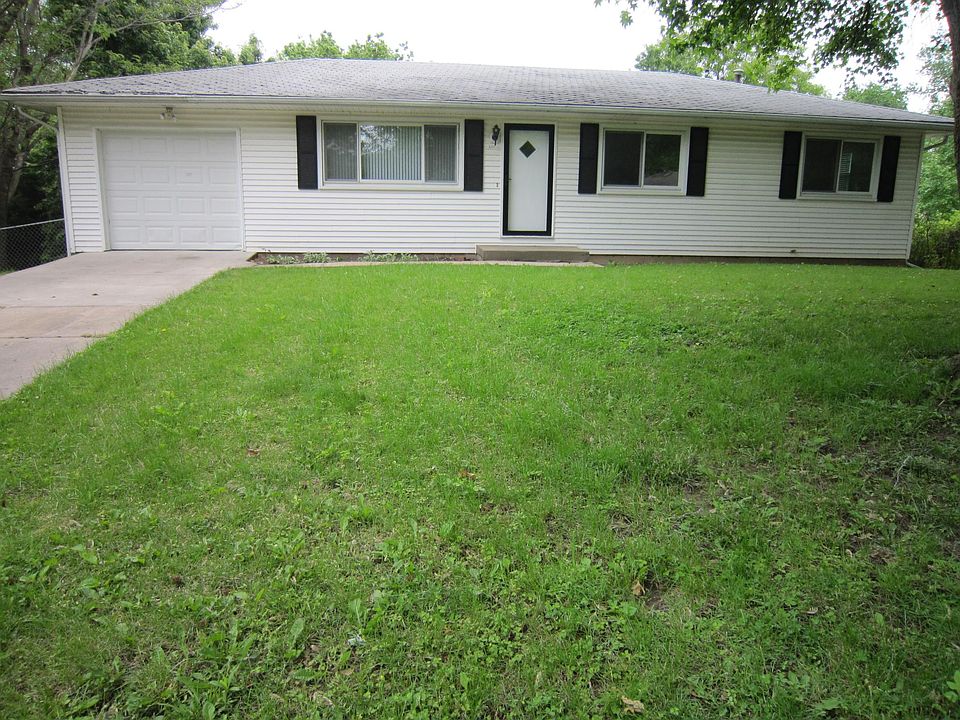 1st image of 3334 N 70th Ct