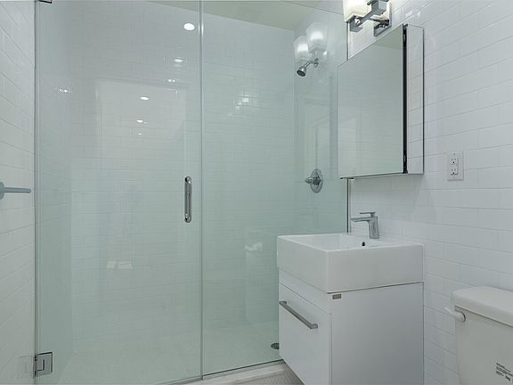 4th image of 946 Bushwick Ave APT E6