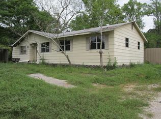 3005 Old Colony Rd, Huntsville, TX 77320