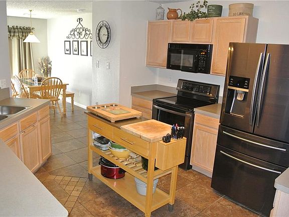 3rd image of 4108 Majestic Ct