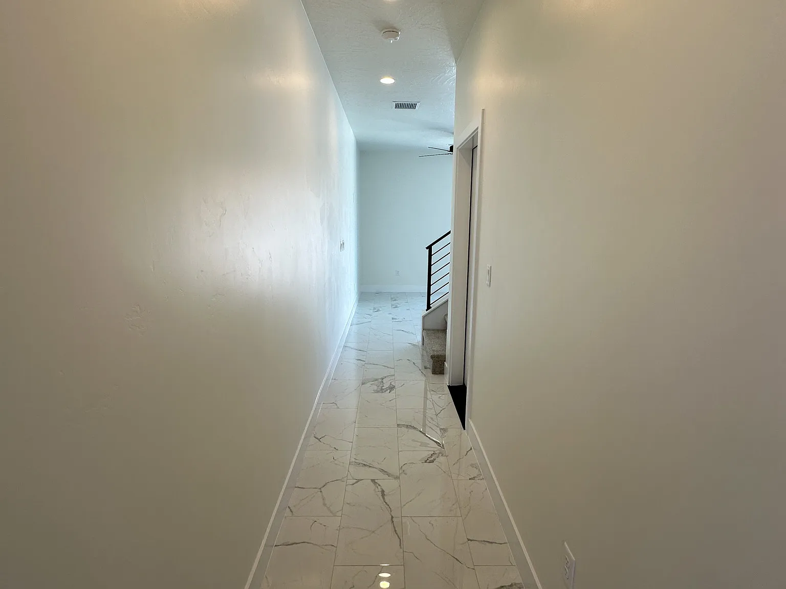 3 bed, 2.5 bath, 1455 sqft, $1,950 — Photo 4