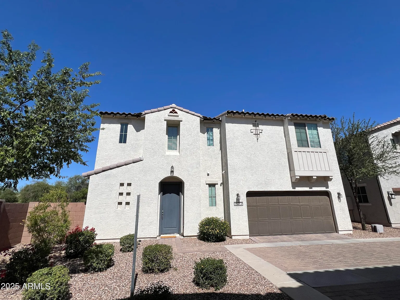 3 bed, 2.5 bath, 1668 sqft, $2,050 — Photo 1