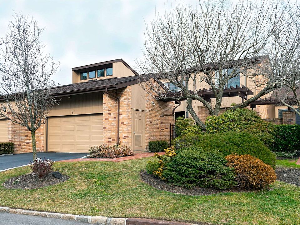 5 Woodcrest Drive UNIT 5, Roslyn, NY 11576 Zillow