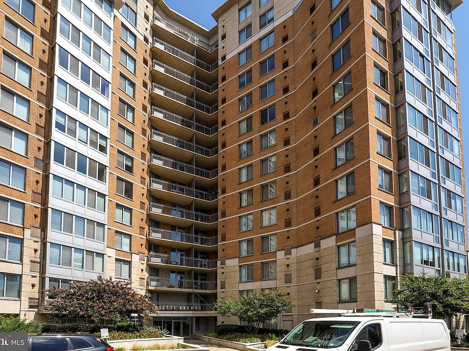 1st image of 555 Massachusetts Ave NW APT 1407