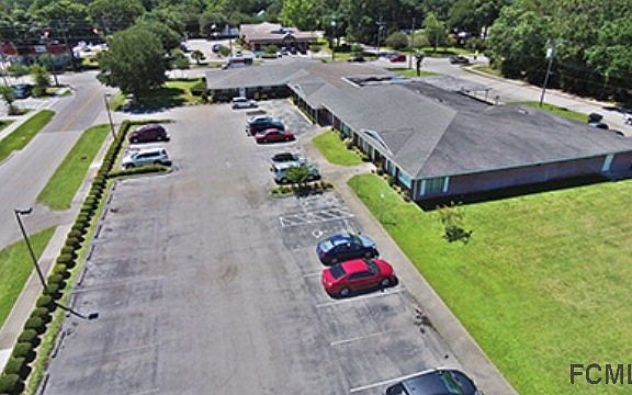 2nd image of 703 E Moody Blvd