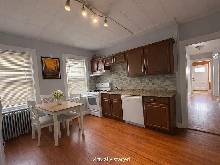20 Matchett St — Photo 5