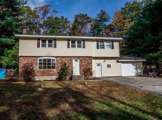 9 Birchtree Ln, Ballston Spa, NY 12020