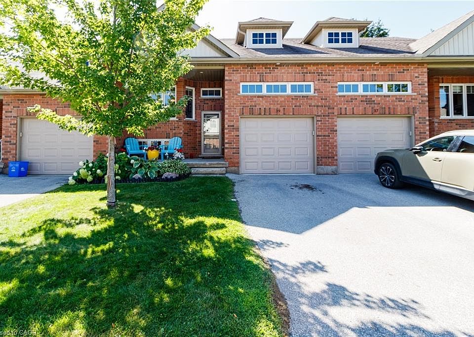 1st image of 39 Russett Dr