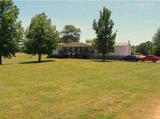 75 Kennerly Rd, Phil Campbell, AL 35581