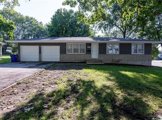 13839 Norby Rd, Grandview, MO 64030