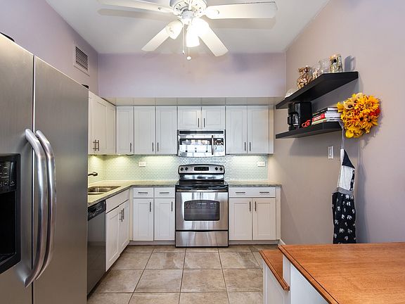 5th image of 175 E Delaware Pl #4603C