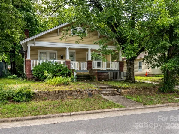 1712 Umstead St, Charlotte, NC 28205