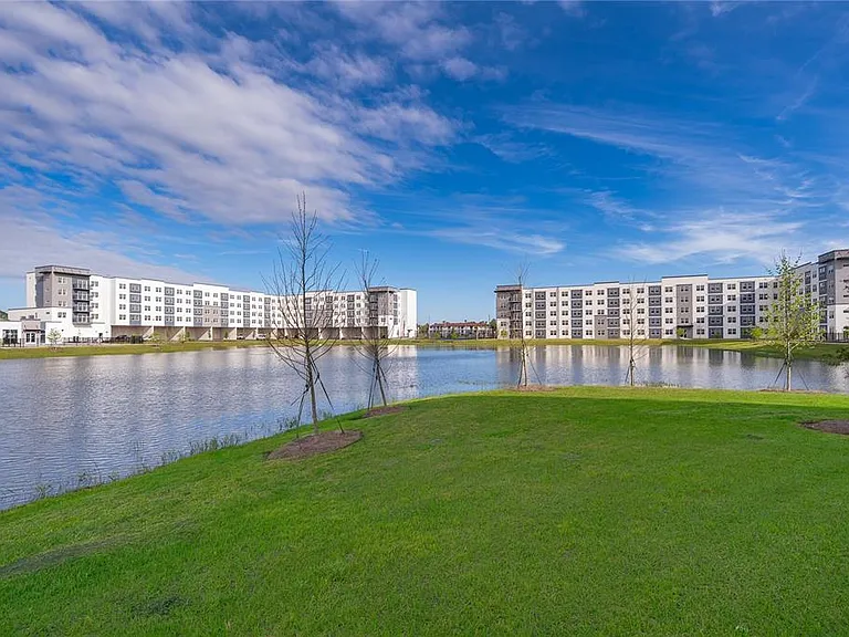 5587 Millenia Park Blvd #113 — Photo 24