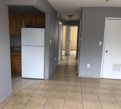 2nd image of 2298 Nameoke Ave #1