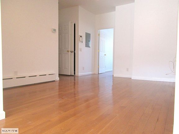 2nd image of 220 Eagle St APT 1
