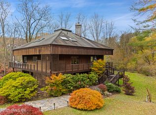 198 E Middle Patent Rd, Greenwich, CT 06831