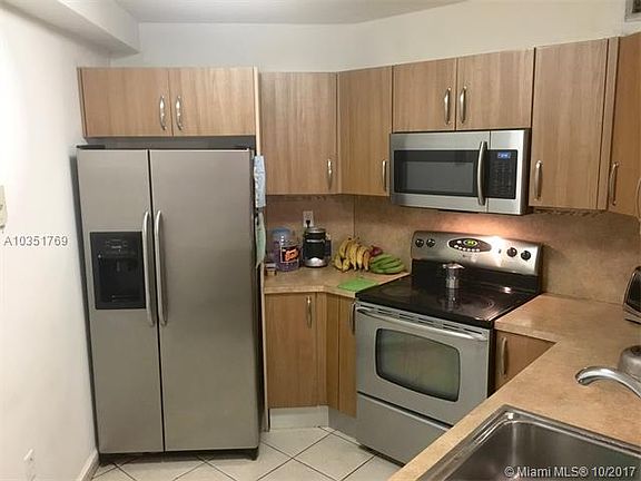 3rd image of 9419 Fontainebleau Blvd APT 105