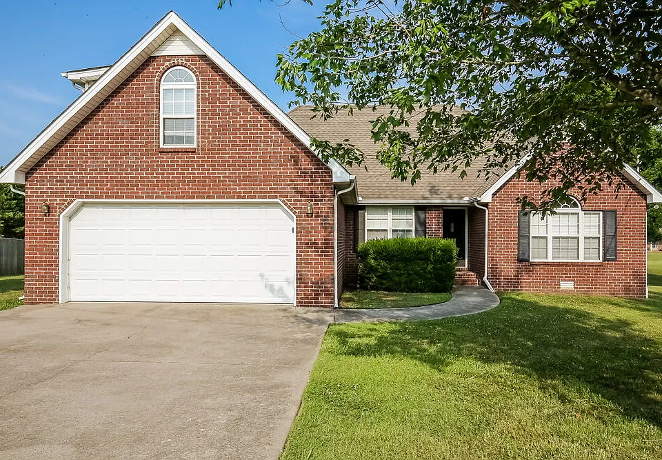 105 Harkness Ct
