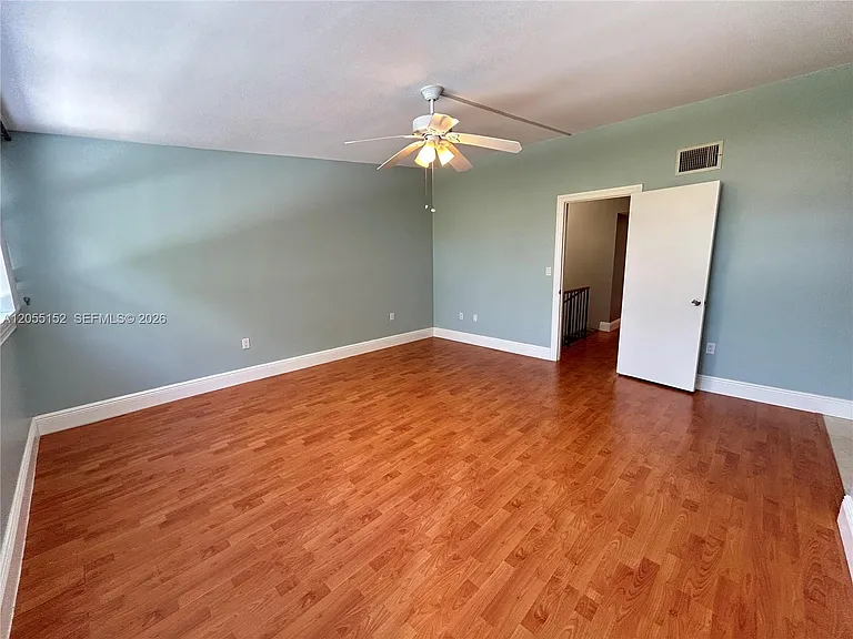 14110 Kendale Lakes Cir — Photo 45