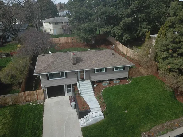 1405 NW Deane St, Pullman, WA 99163