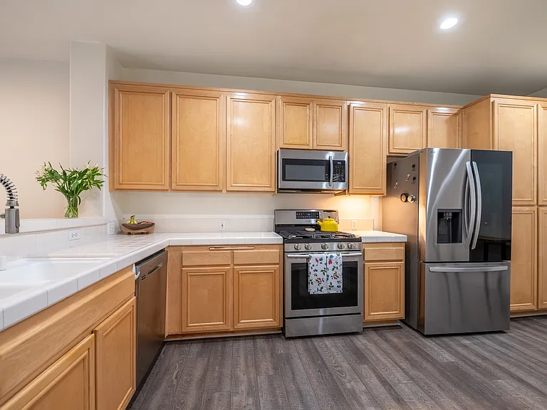 580 Fenwick Way #C — Photo 16