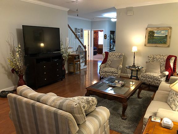 4th image of 5537 Beverly Square Way #92