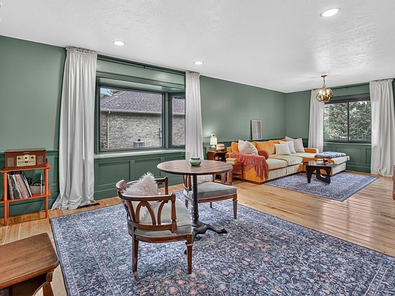 5th image of 632 Beech St