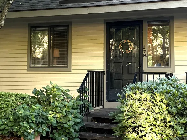 2435 Bedford Street #17B, Stamford, CT 06905