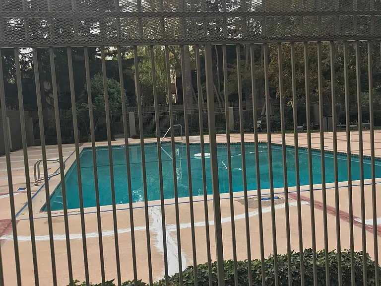 5717 Makati Cir #H — Photo 2