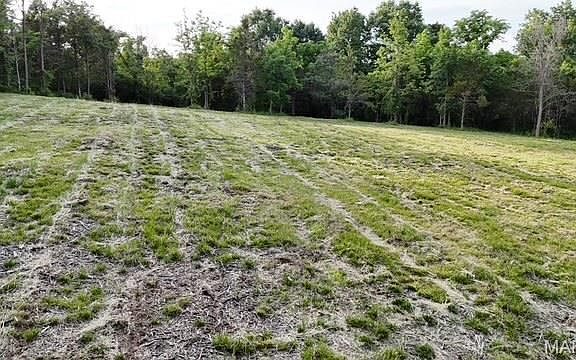 5th image of 702 Salt Mill Rd