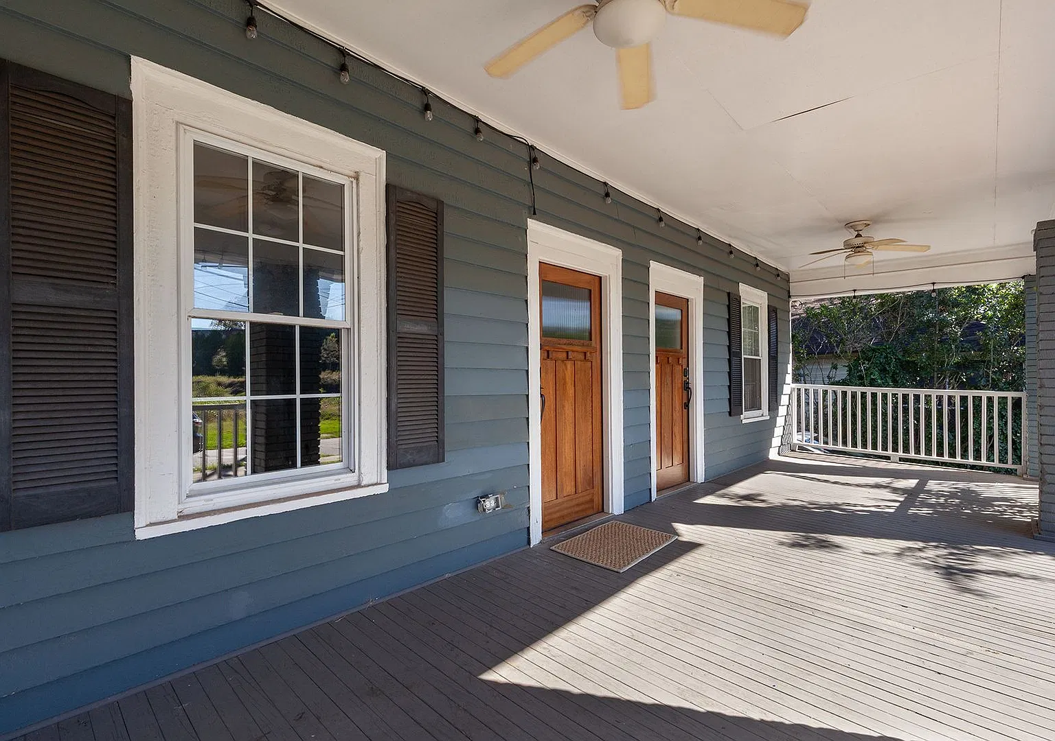 Beautifully Updated Adair Park Craftsman Near the BeltLine & Lee + White — Photo 2