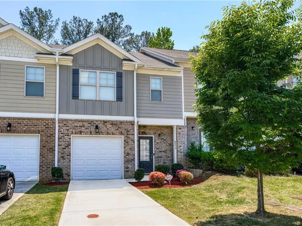 8473 Douglas Trl, Jonesboro, GA 30236