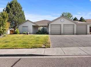 421 Anthony Dr, Richland, WA