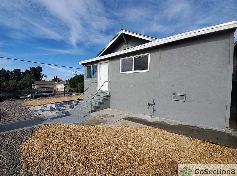 1st image of 3802 Superba St