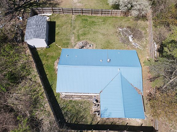 2nd image of 3316 Pleasant Dr