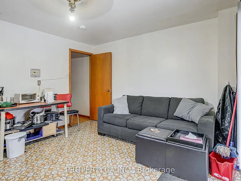 158 Hallam St #3 — Photo 12