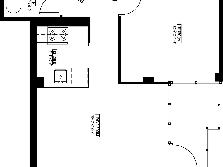 Edge @ Sheridan - 5910 N Sheridan Rd — Photo 17