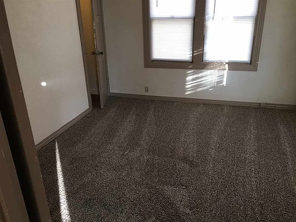 5th image of 517 E Harvey Ave