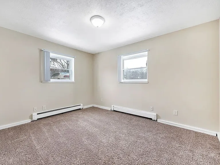 905 Coolidge Rd — Photo 14