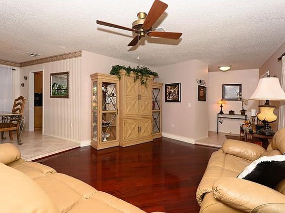 5th image of 1875 Buccaneer Cir